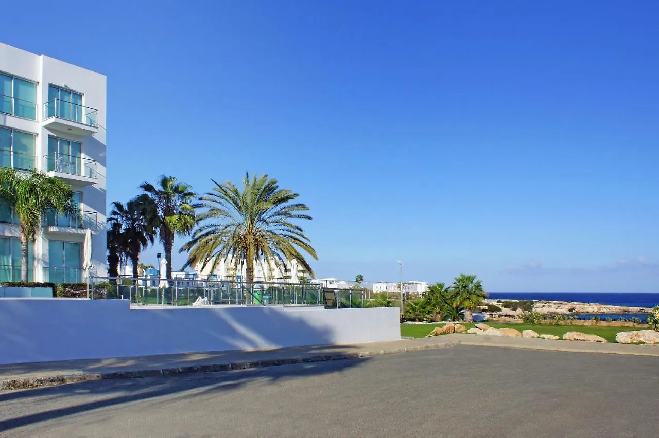 Meryl - Coralli Beachfront Apartment Protaras Dom wakacyjny