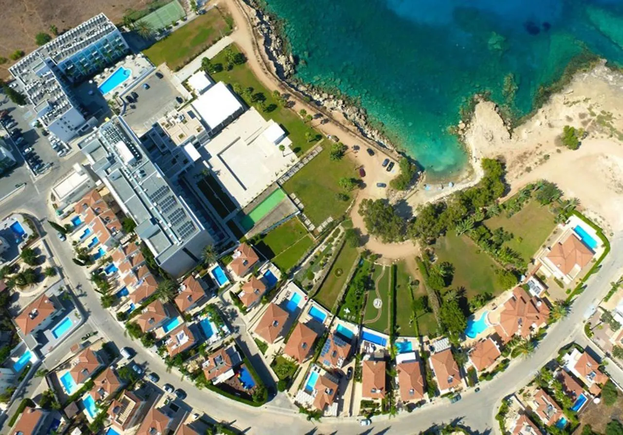 Meryl - Coralli Beachfront Apartment Protaras 0*,