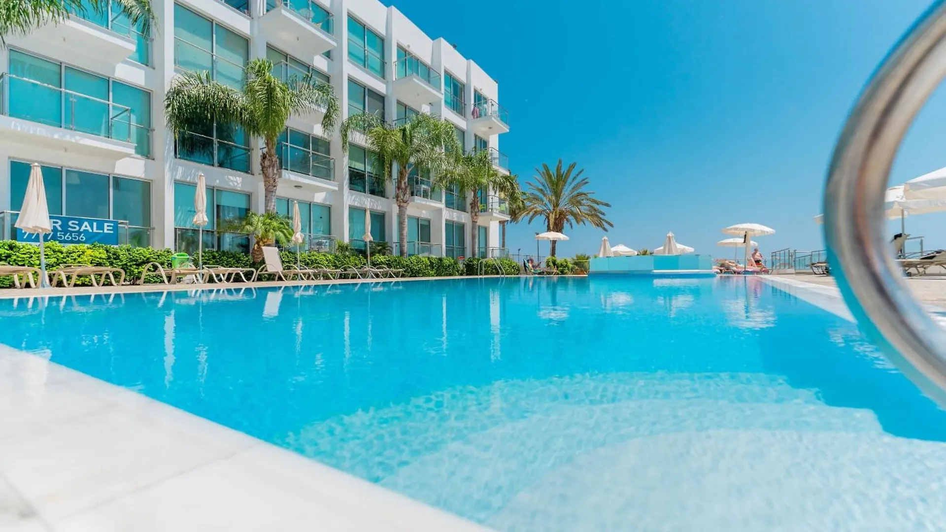 Meryl - Coralli Beachfront Apartment Protaras 0*,  Cypr