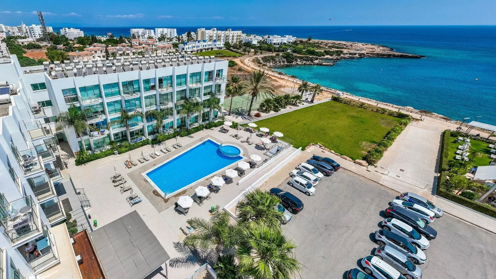 Meryl - Coralli Beachfront Apartment Protaras Dom wakacyjny