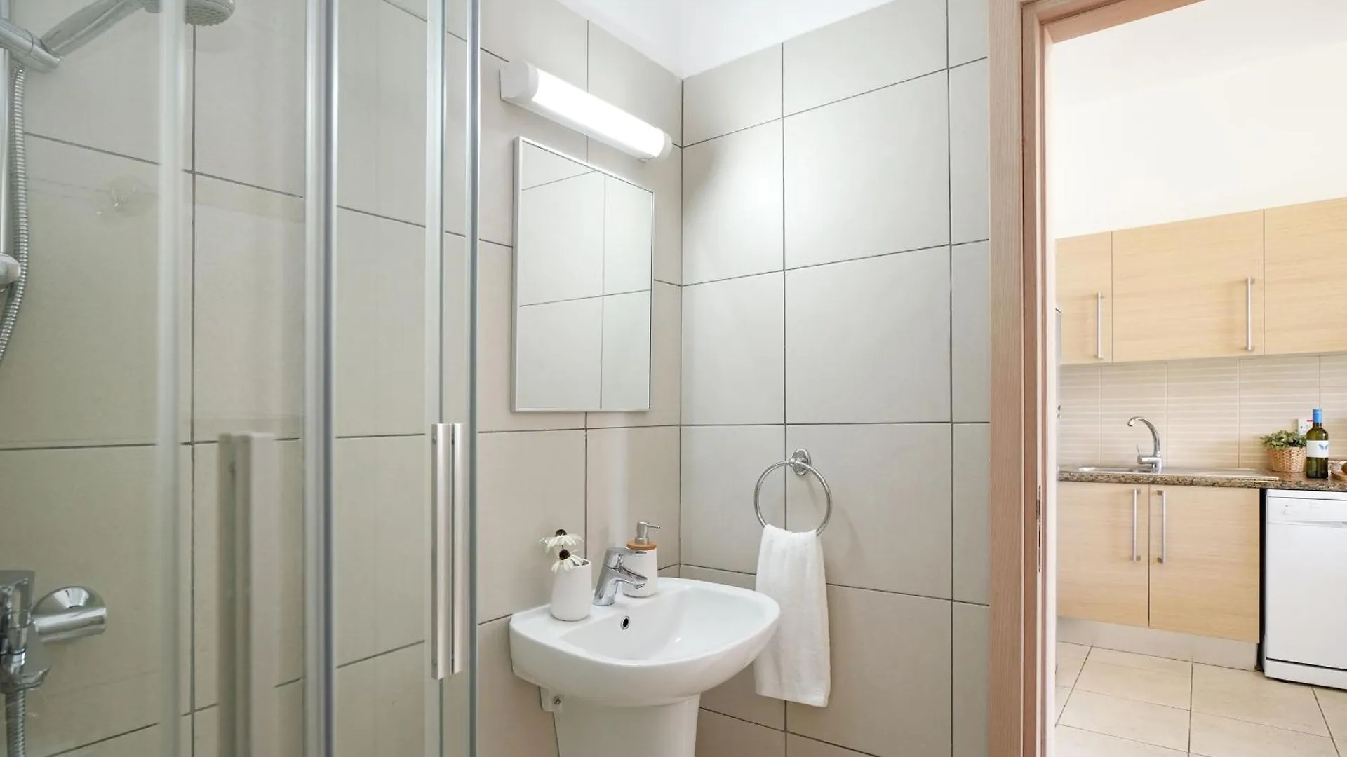 Meryl - Coralli Beachfront Apartment Protaras Dom wakacyjny