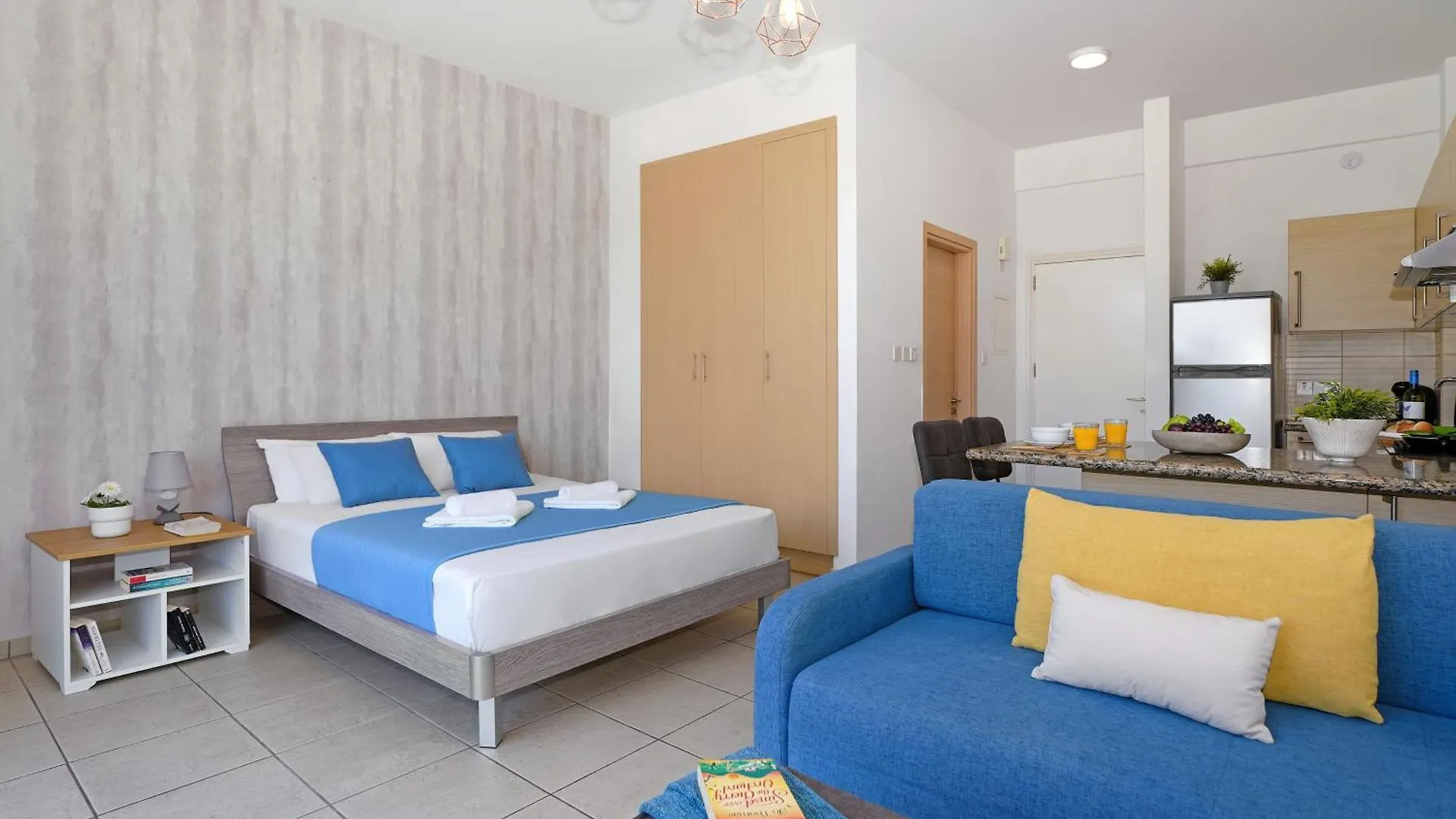 Dom wakacyjny Meryl - Coralli Beachfront Apartment Protaras Cypr