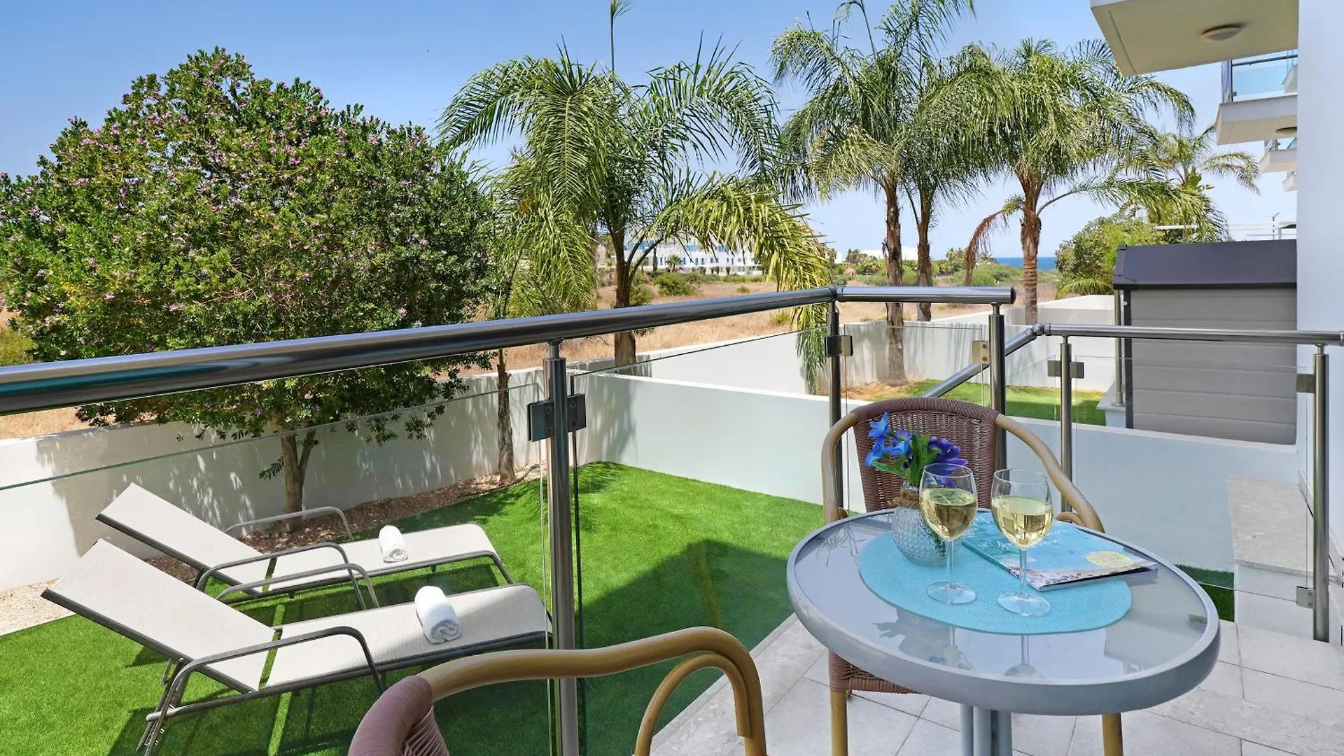 Meryl - Coralli Beachfront Apartment Protaras Dom wakacyjny