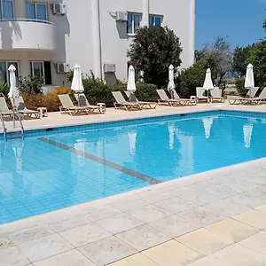3* Aparthotel Mandalena